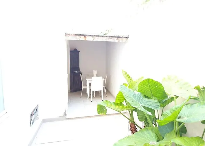 アパート Duplex Anto *